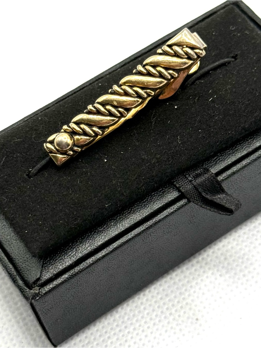 Gold-Tone Twisted Rope Tie Bar Clasp